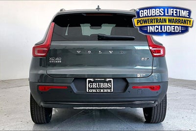 2026 Volvo XC40 B5 Ultra