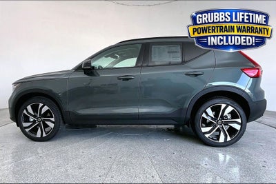 2026 Volvo XC40 B5 Ultra
