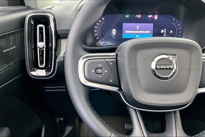 2026 Volvo XC40 B5 Ultra