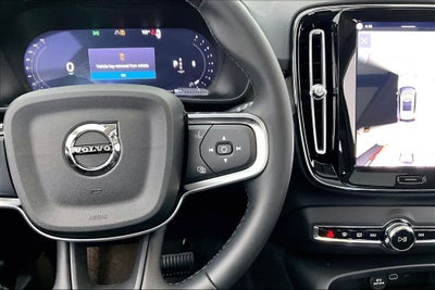 2026 Volvo XC40 B5 Ultra