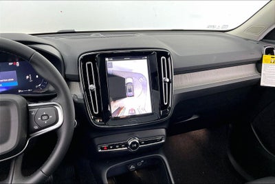 2026 Volvo XC40 B5 Ultra