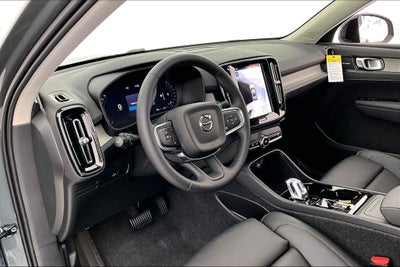 2026 Volvo XC40 B5 Ultra