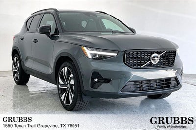 2026 Volvo XC40 B5 Ultra