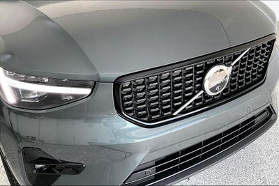 2026 Volvo XC40 B5 Ultra