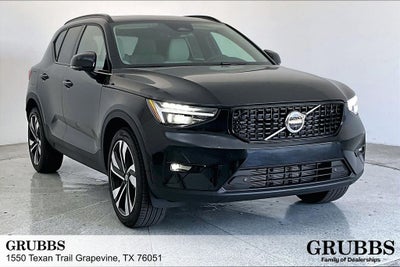 2026 Volvo XC40 B5 Ultra