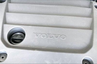 2026 Volvo XC40 B5 Ultra