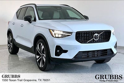 2026 Volvo XC40 B5 Ultra