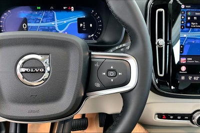 2026 Volvo XC40 B5 Ultra