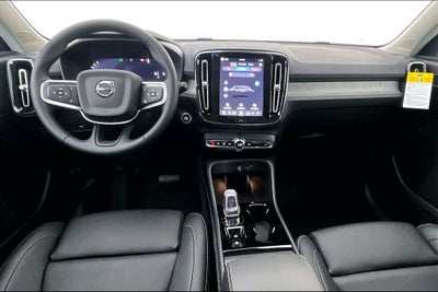 2026 Volvo XC40 B5 Ultra