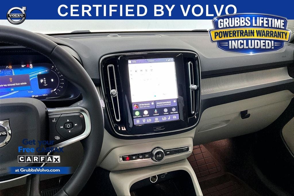 2023 Volvo XC40 B5 Plus Bright Theme