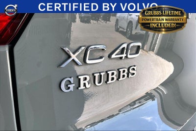2023 Volvo XC40 B5 Plus Bright Theme