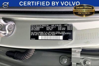 2023 Volvo XC40 B5 Plus Bright Theme