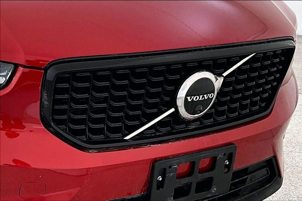 2023 Volvo XC40 Ultimate