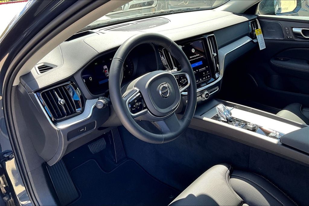 2026 Volvo V60 Cross Country B5 Ultra