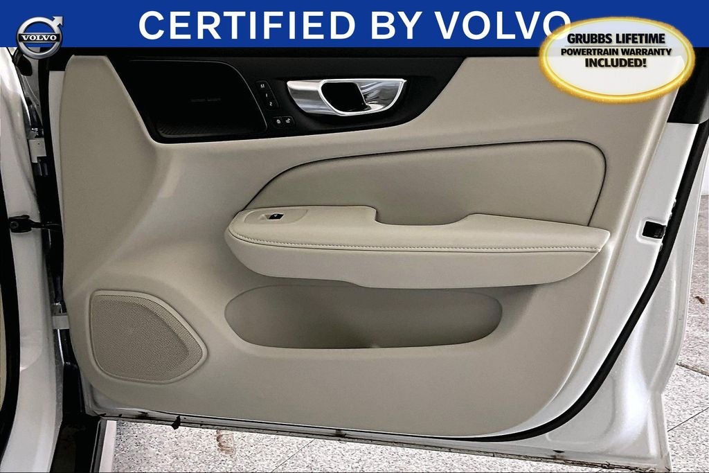 2025 Volvo V60 Cross Country B5 Ultra