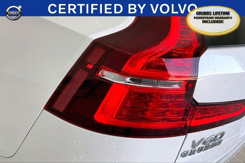 2025 Volvo V60 Cross Country B5 Ultra