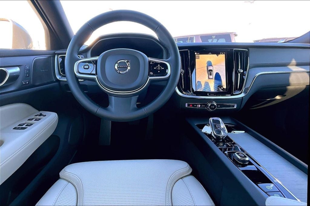 2026 Volvo V60 Cross Country B5 Ultra