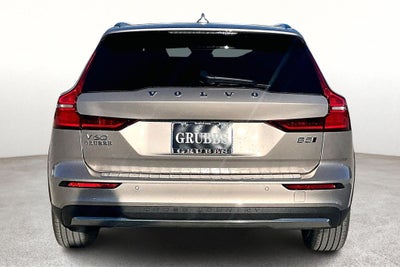 2026 Volvo V60 Cross Country B5 Ultra