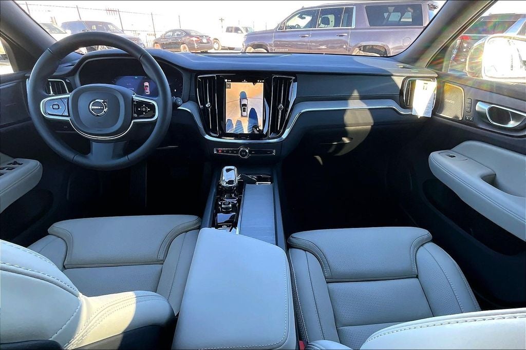 2026 Volvo V60 Cross Country B5 Ultra