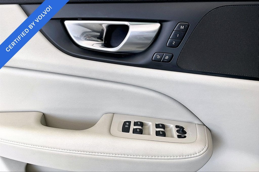 2023 Volvo V60 Cross Country B5 Plus