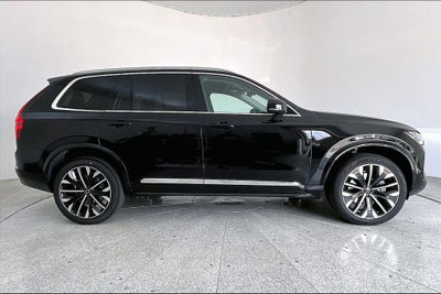 2026 Volvo XC90 B5 Plus