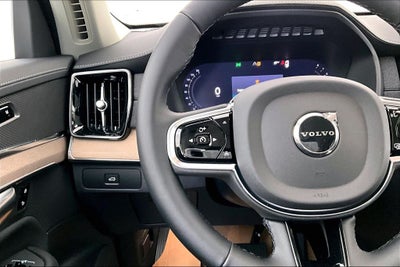 2026 Volvo XC90 B5 Plus