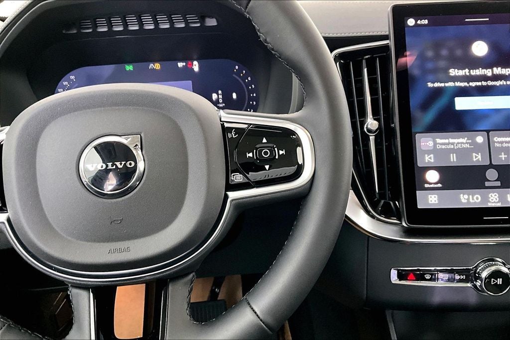 2026 Volvo XC90 B5 Plus