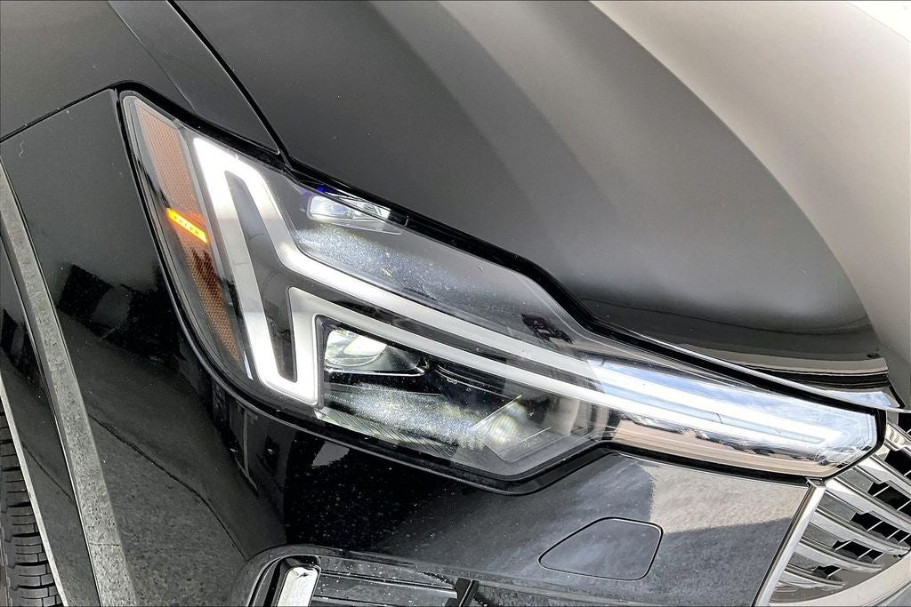 2026 Volvo XC90 B5 Plus