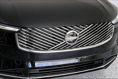 2026 Volvo XC90 B5 Plus