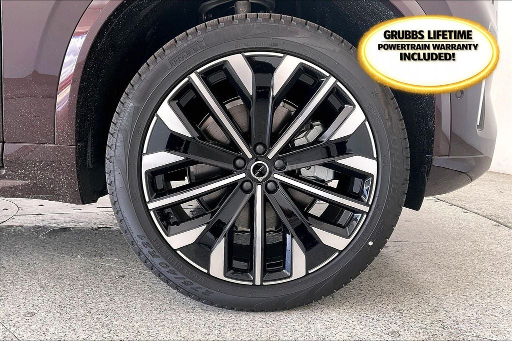 2026 Volvo XC90 B5 Plus