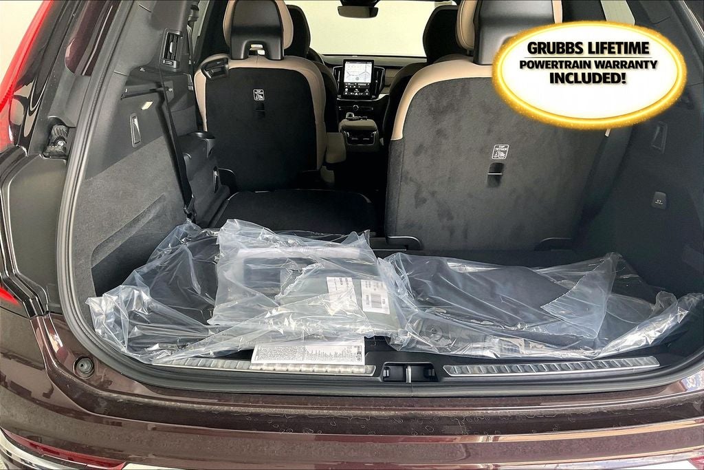 2026 Volvo XC90 B5 Plus