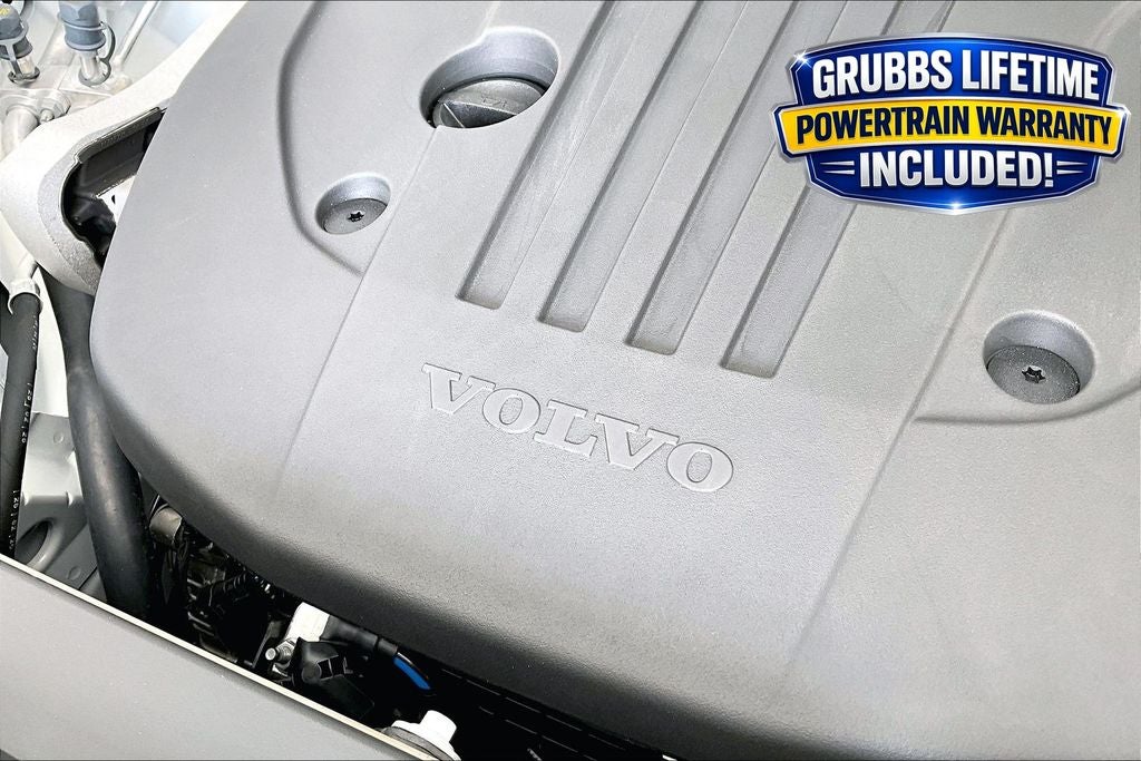 2026 Volvo XC90 B5 Plus