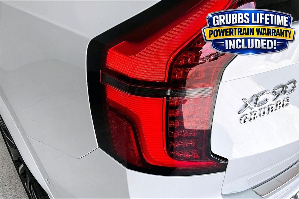 2026 Volvo XC90 B5 Plus