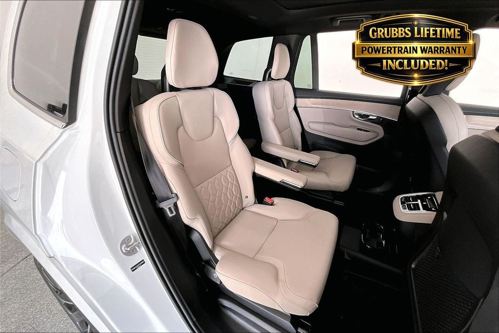 2026 Volvo XC90 B5 Plus