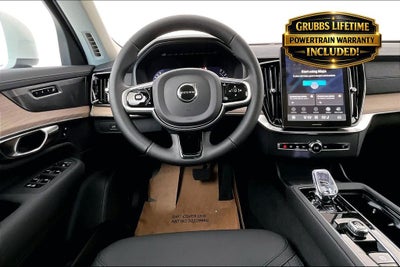 2026 Volvo XC90 B5 Plus
