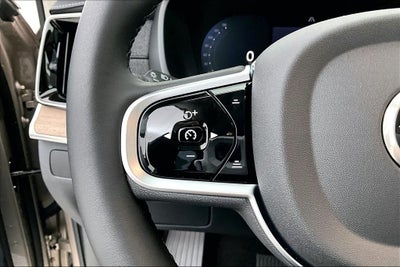 2026 Volvo XC90 B5 Plus