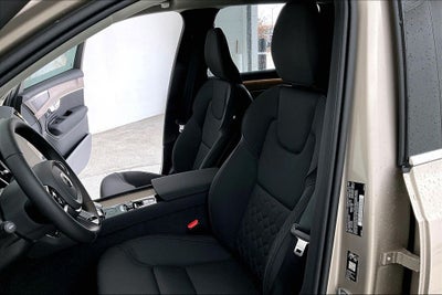 2026 Volvo XC90 B5 Plus
