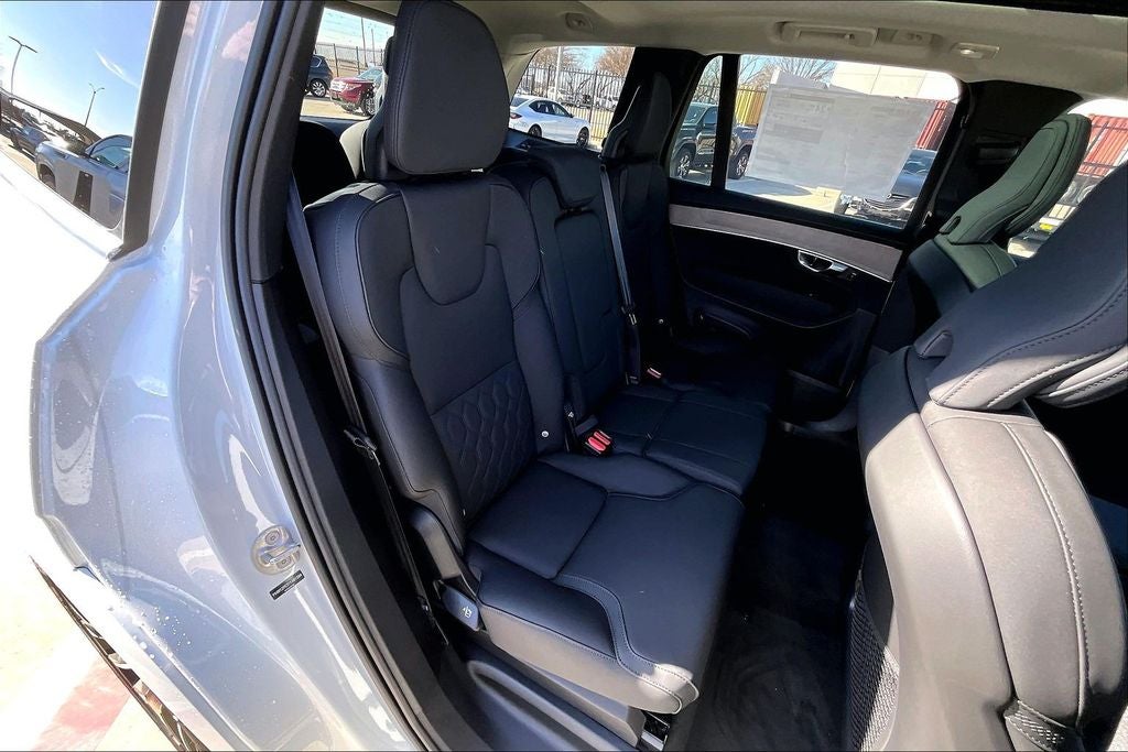 2026 Volvo XC90 B5 Plus