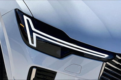 2026 Volvo XC90 B5 Plus