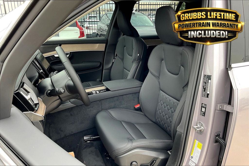 2026 Volvo XC90 B5 Plus