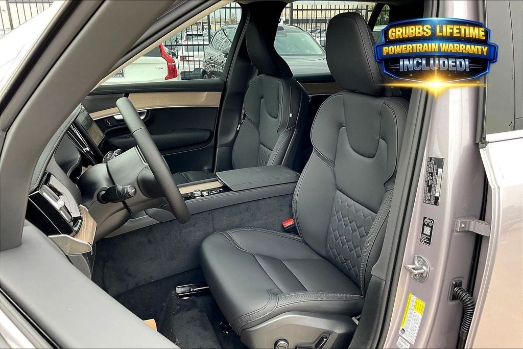 2026 Volvo XC90 B5 Plus