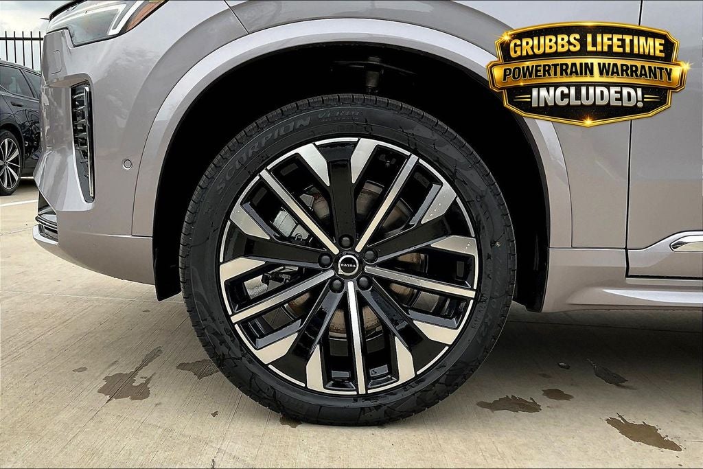 2026 Volvo XC90 B5 Plus