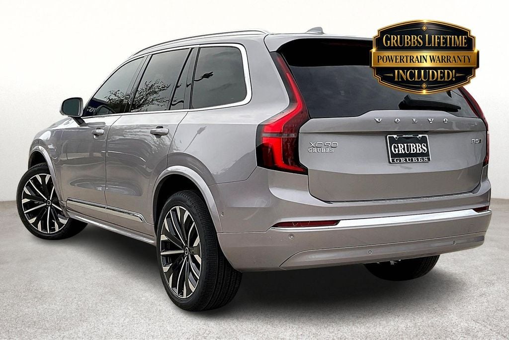 2026 Volvo XC90 B5 Plus