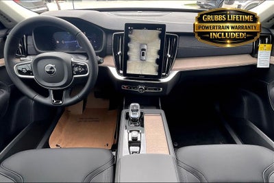 2026 Volvo XC90 B5 Plus
