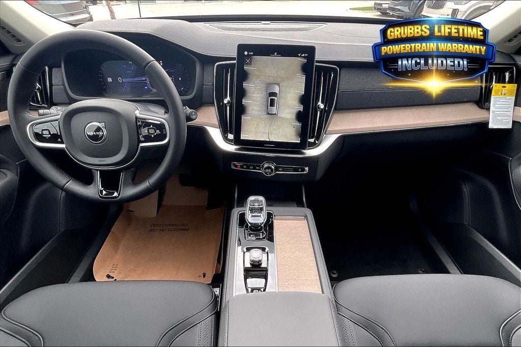 2026 Volvo XC90 B5 Plus