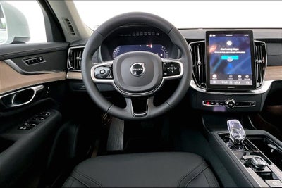 2026 Volvo XC90 B5 Plus