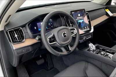 2026 Volvo XC90 B5 Plus