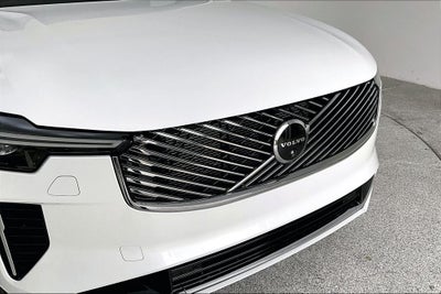 2026 Volvo XC90 B5 Plus