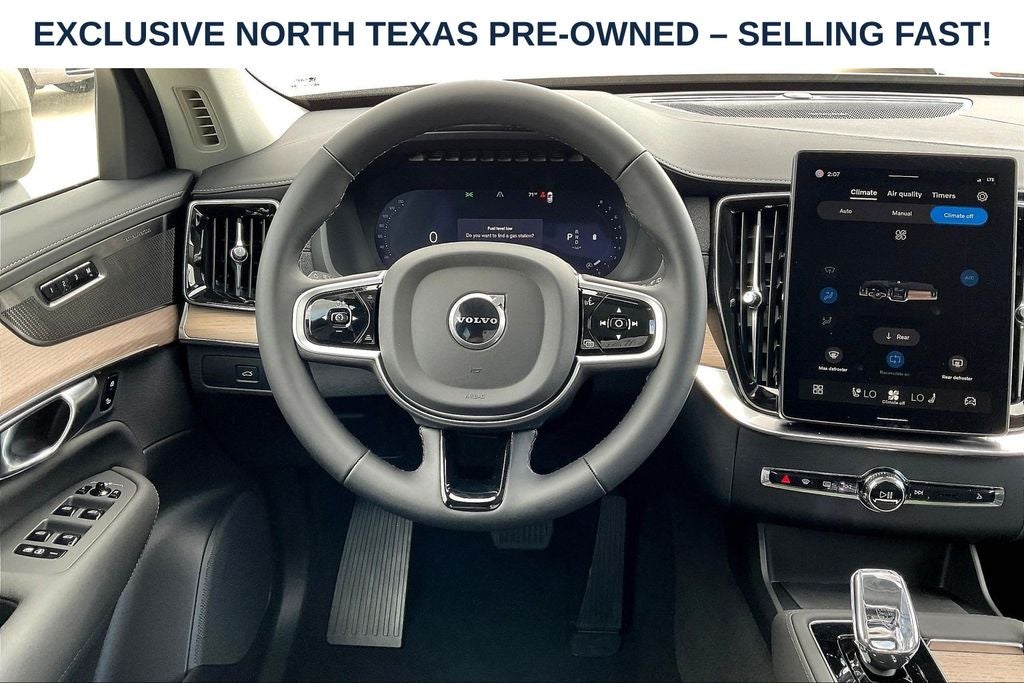 2026 Volvo XC90 B5 Plus