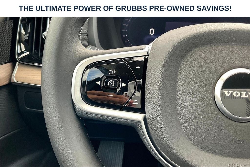 2026 Volvo XC90 B5 Plus